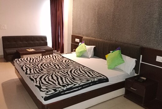 Hotel Om Residency