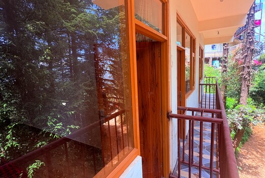 Peace &Pines Homstay