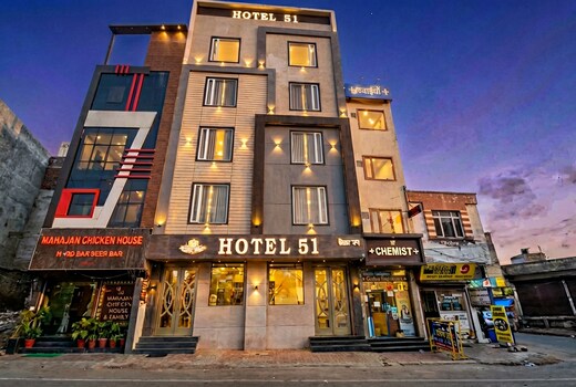 Hotel 51