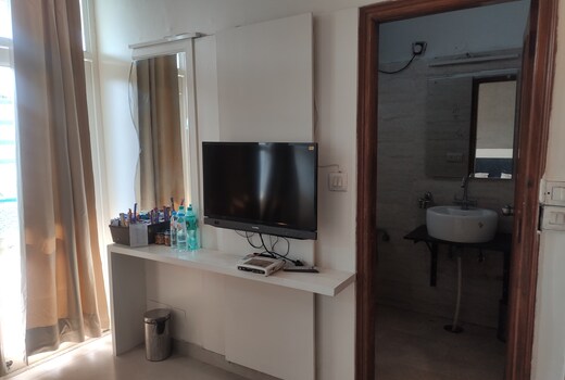 Hotel Chandigarh Elite