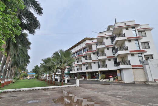 Golden Pond Resort