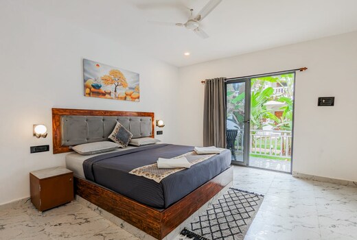 White Tree Resort