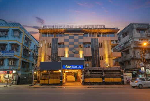 Via Heera Holiday Inn