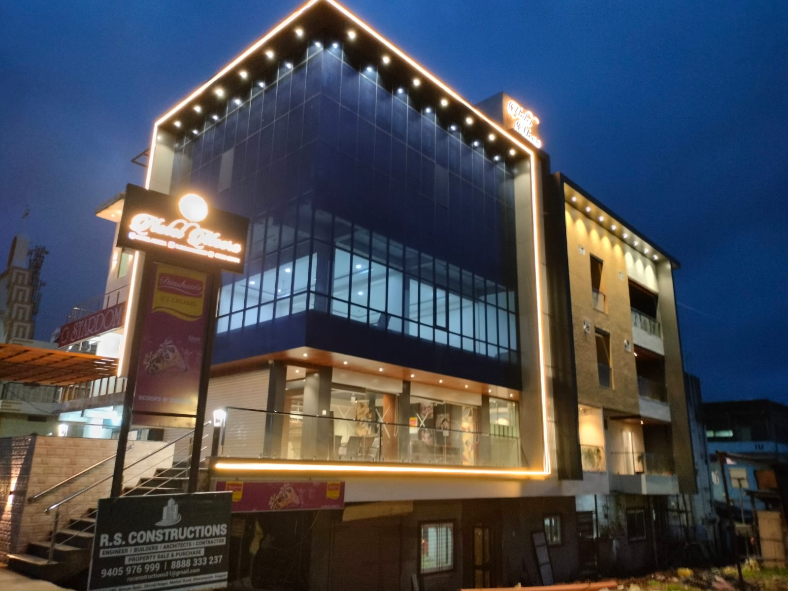 HOTEL MEERA Chikaldhara Main Road