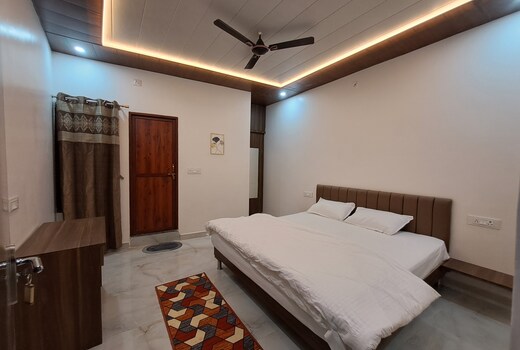 MG HOME STAY