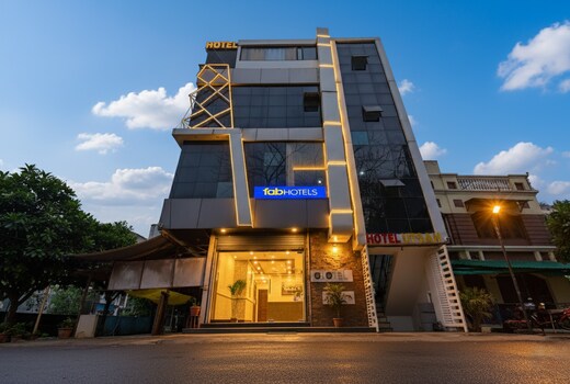 FabHotel Utsah