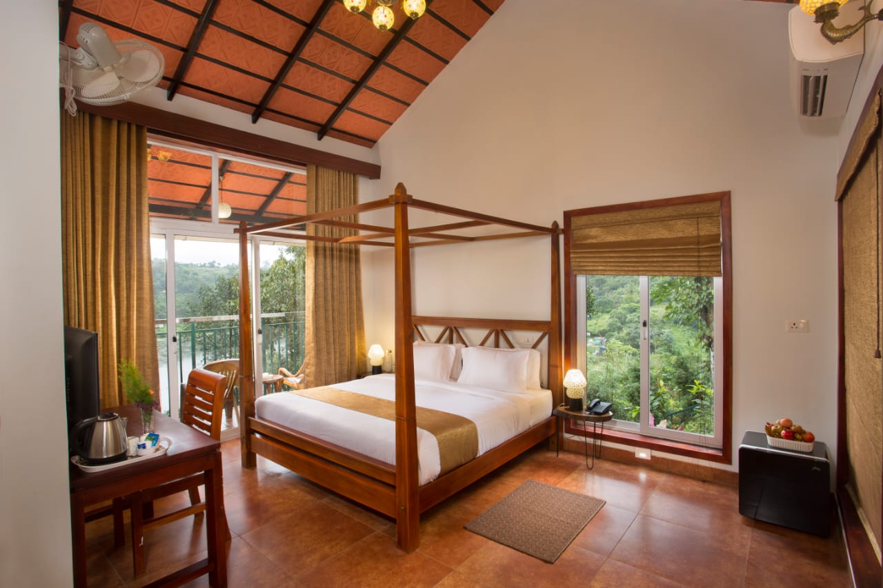 Karlad Lake Resort