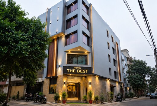 HOTEL THE BEST NEAR DELHI AIRPORT