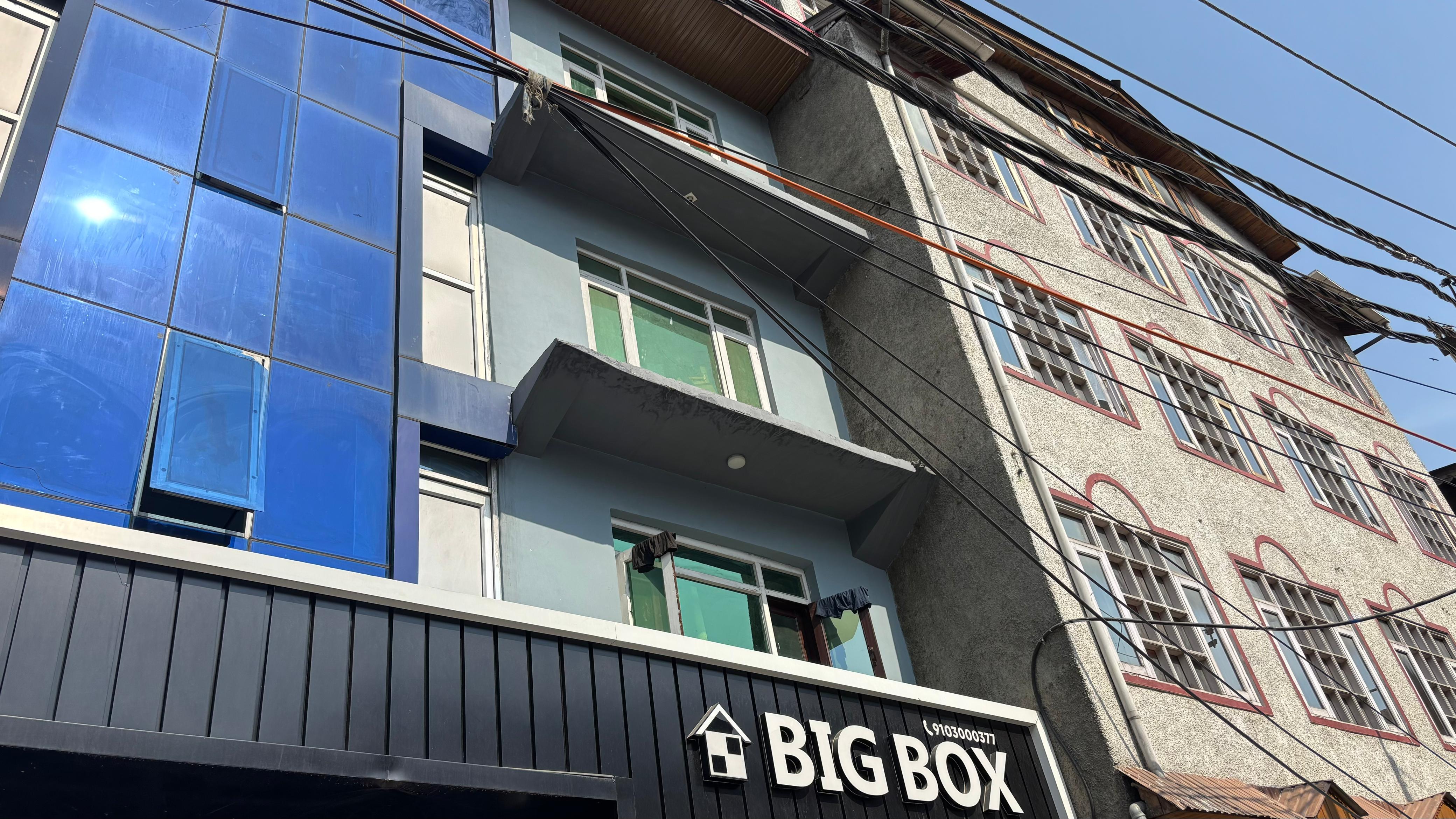Hotel Big Box