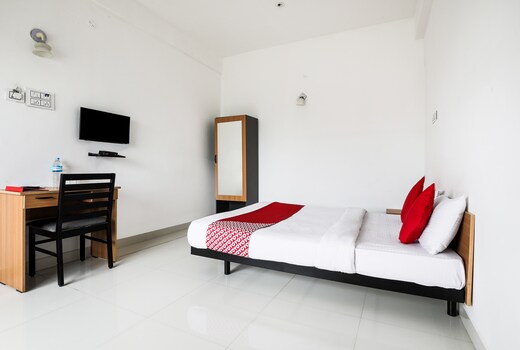 Hotel O Black Pearl Residency