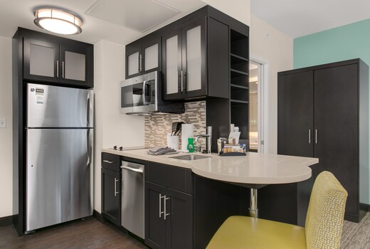 Staybridge Suites Seattle - South Lake Union