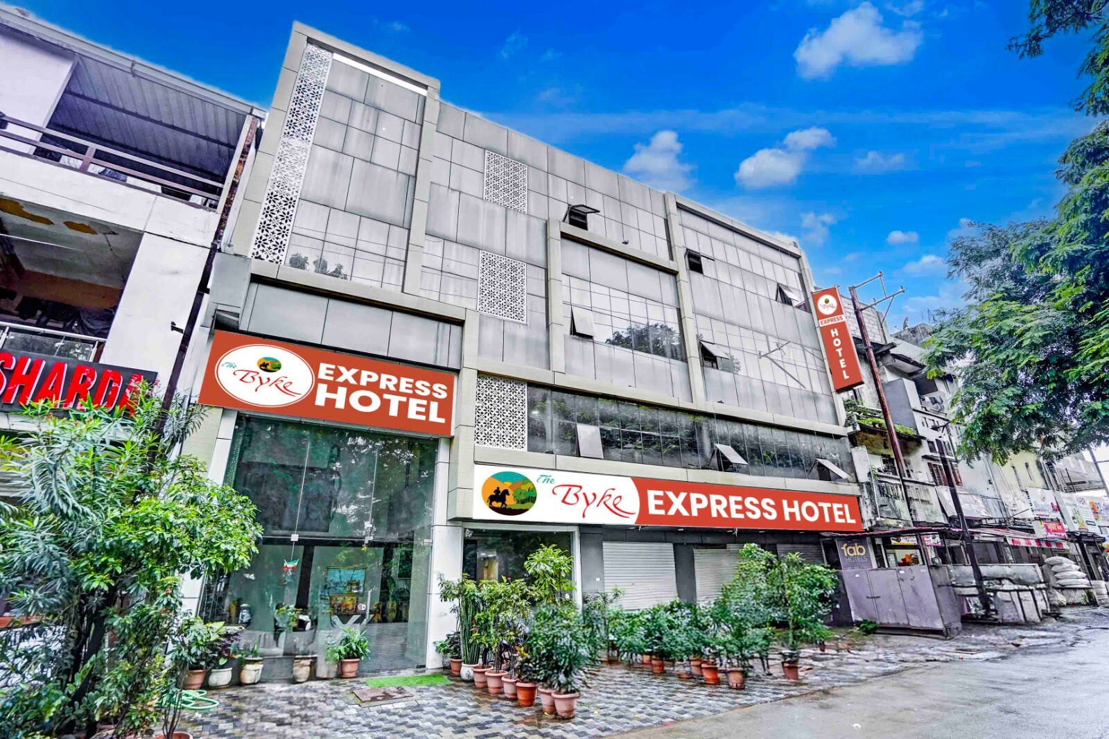 The Byke Express - Pishore Inn | (Pan India Pure Veg Hotel Chain)