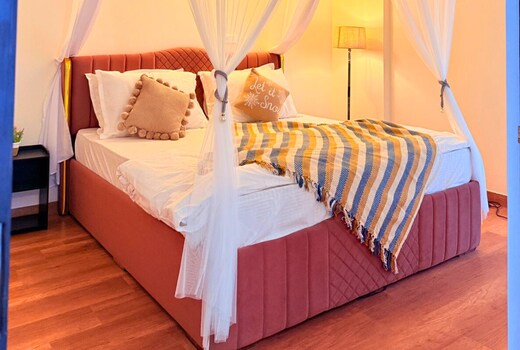 Cayetana Jacuzzi Suite Balcony Tonk Road