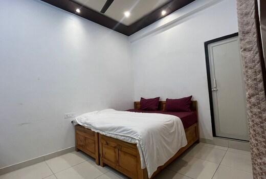 Hotel Maa Bhagwati