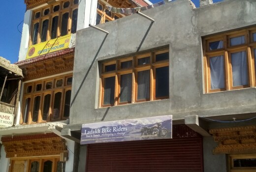 Ramik Guest House