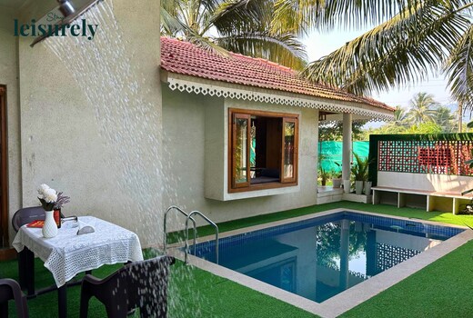 StayLeisurely Blue Leaf Villa
