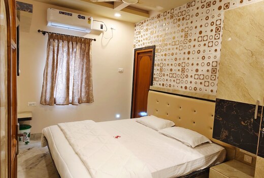 Sri Lakshmi inn