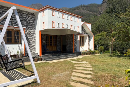 Munnar Mountain view cottage