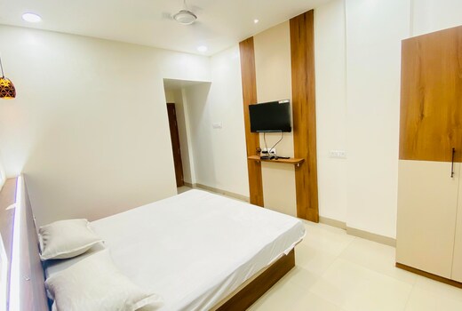 HOTEL SHREEMAN