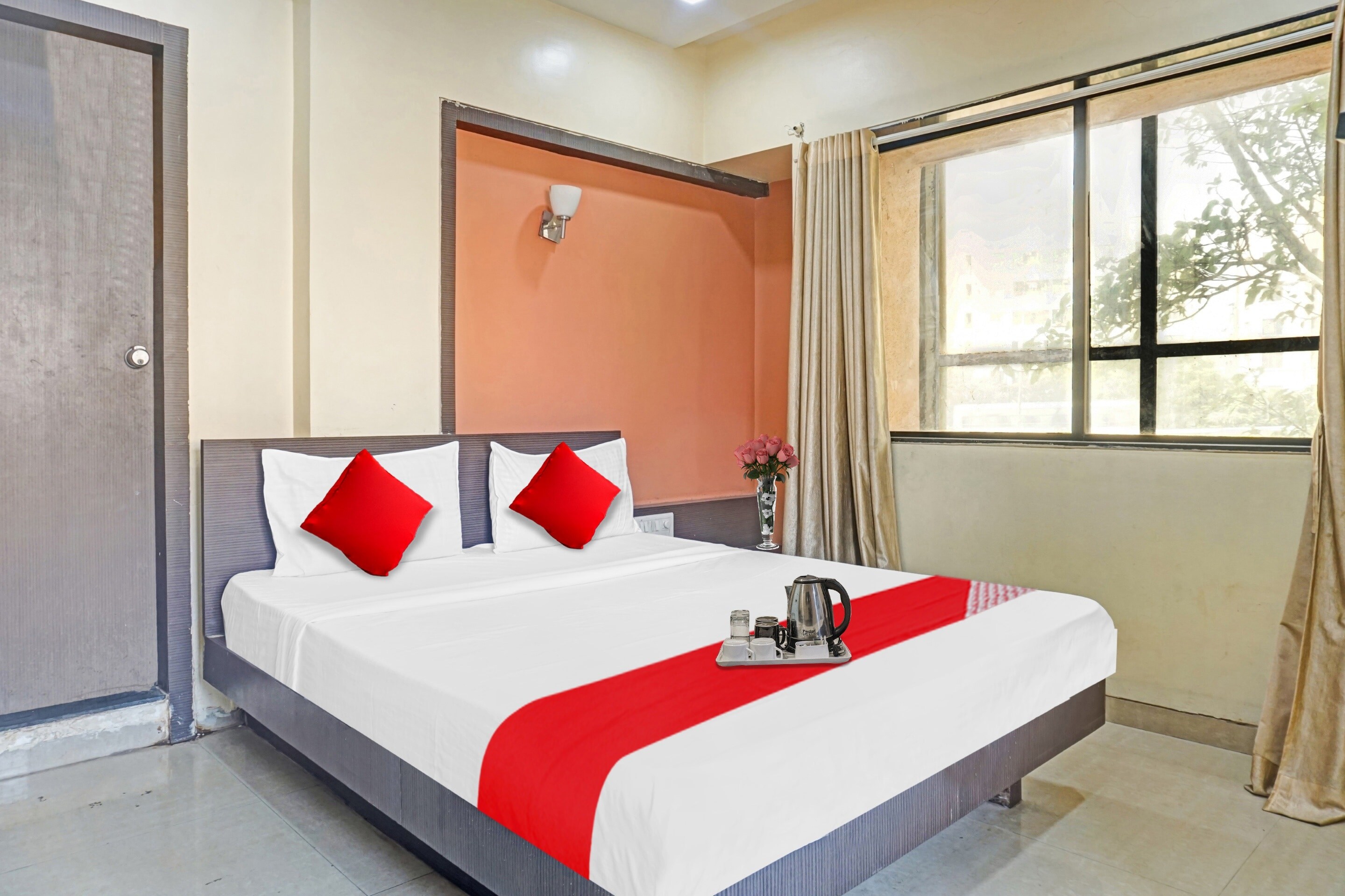 SPOT ON Laxmi Lodge