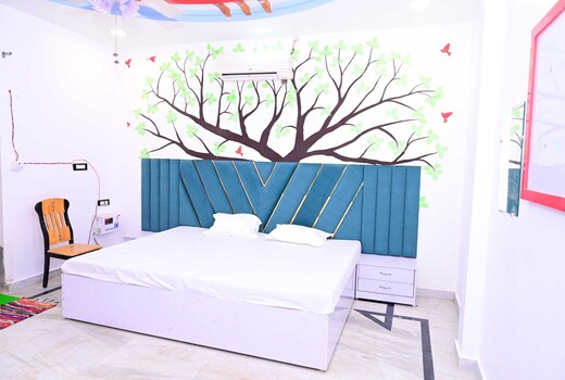 Hotel O Sudha Palace