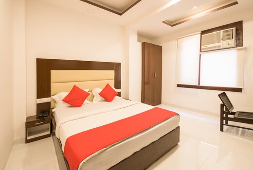 Hotel O Melfort Inn
