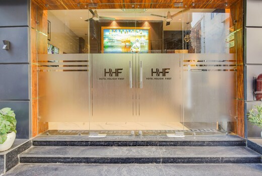 Hotel O Holiday First