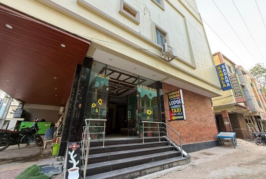 Hotel Kamala Sadana