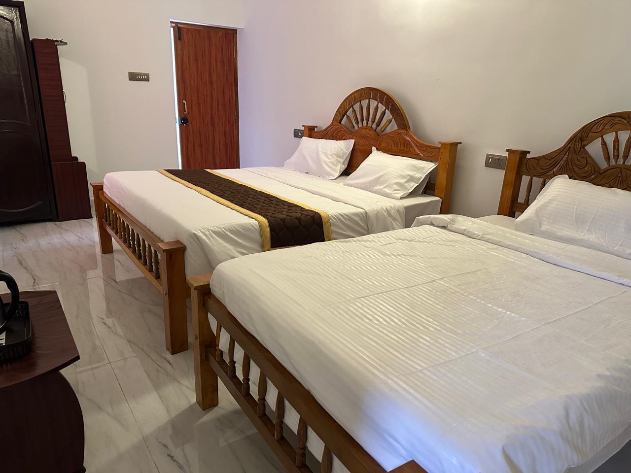 VELAN PLEASANT STAY 1