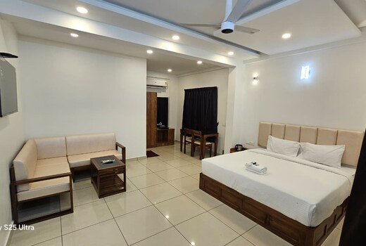 sky residency