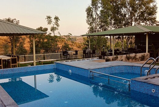 MOUNTAIN MEADOWS RESORT