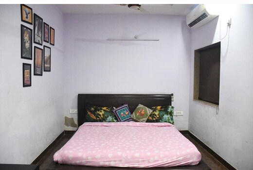 Saroj Farm House
