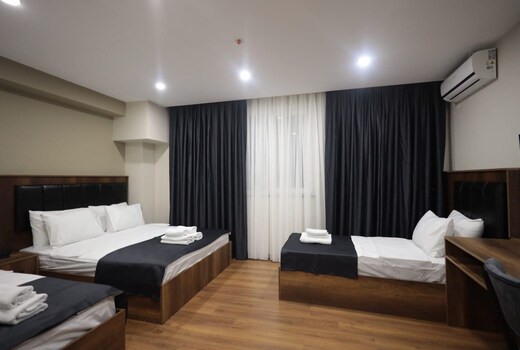 Bzn Airport Hotel