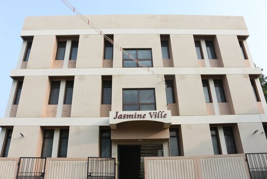 Jasmine Ville
