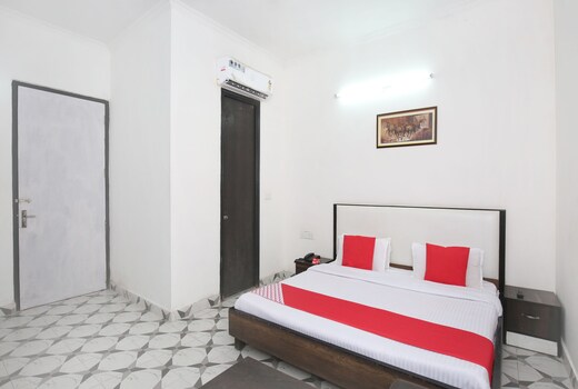 Hotel O Royal Dreams