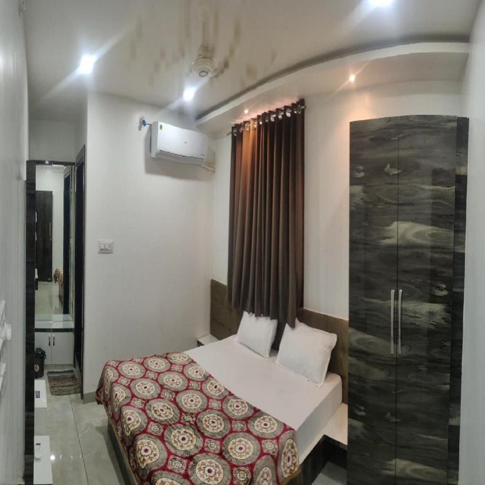 Hotel R.B. Palace