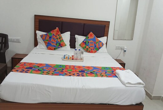 HOTEL GREEN PARK