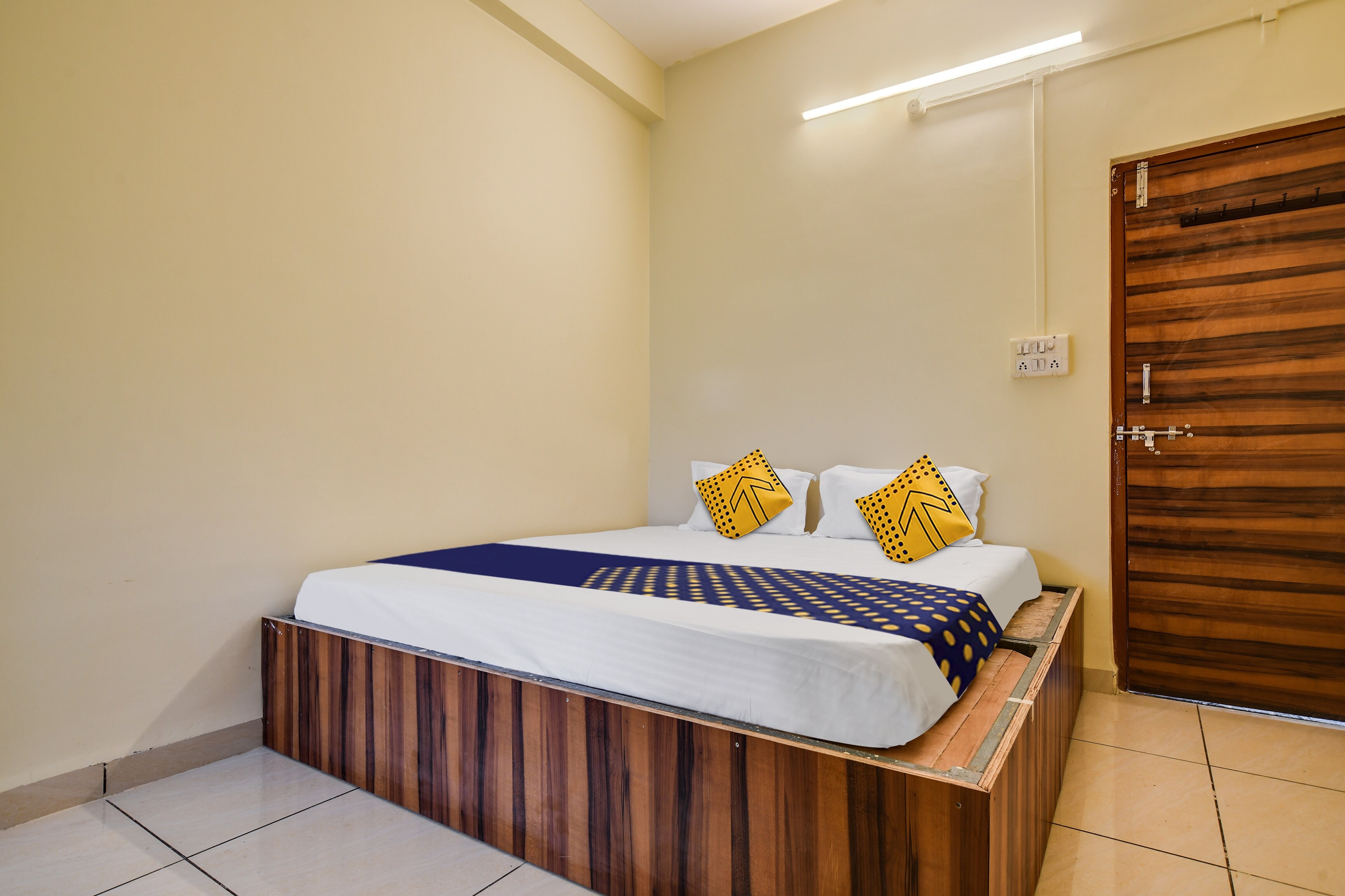 Hotel O Hotel Shivaj