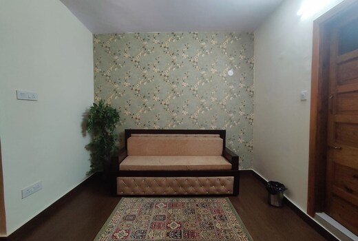 Samriti Apartments - Family Room with Kitchen