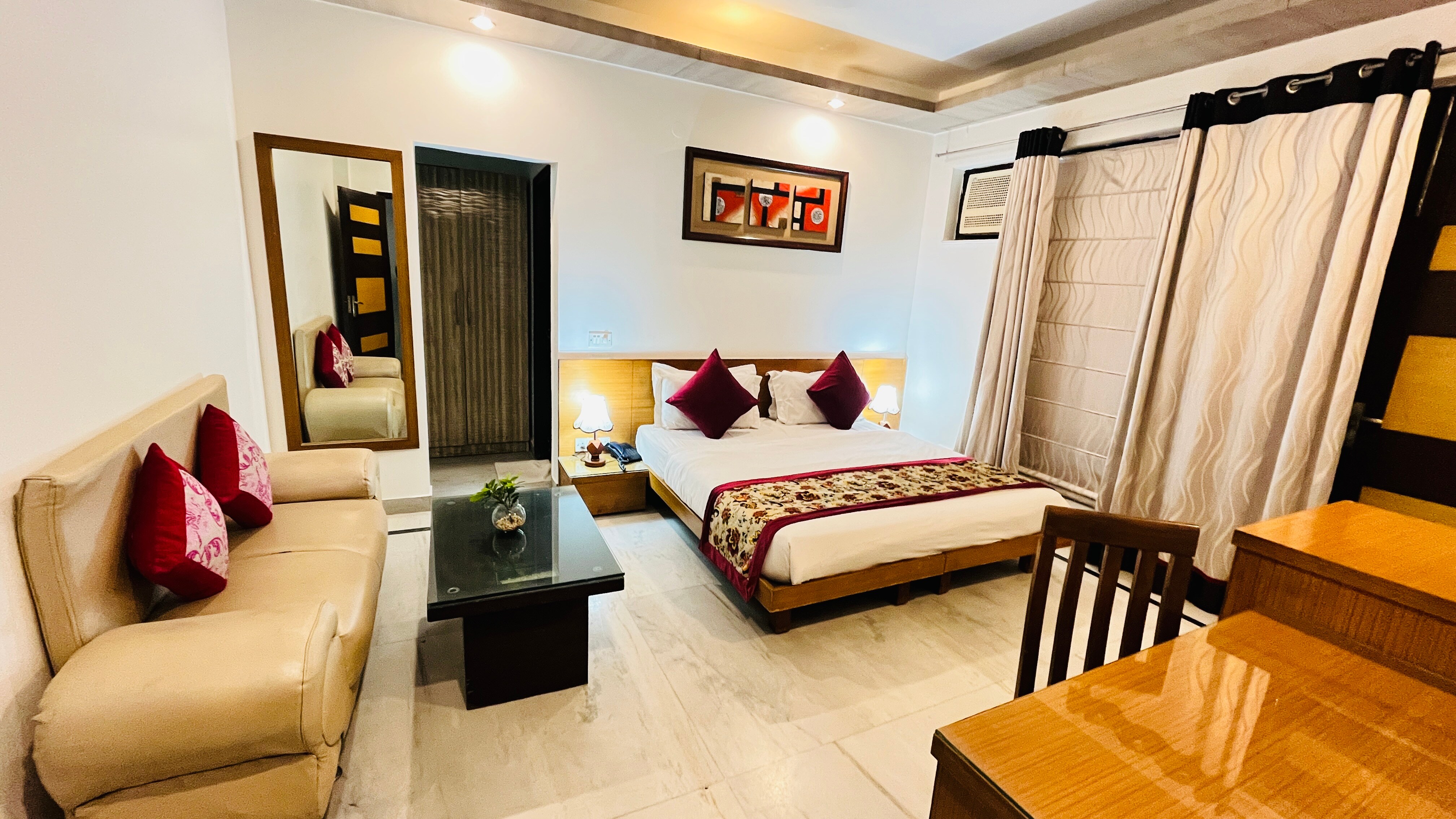 Hotel Anand Villa @ Google Signature Tower gurgaon