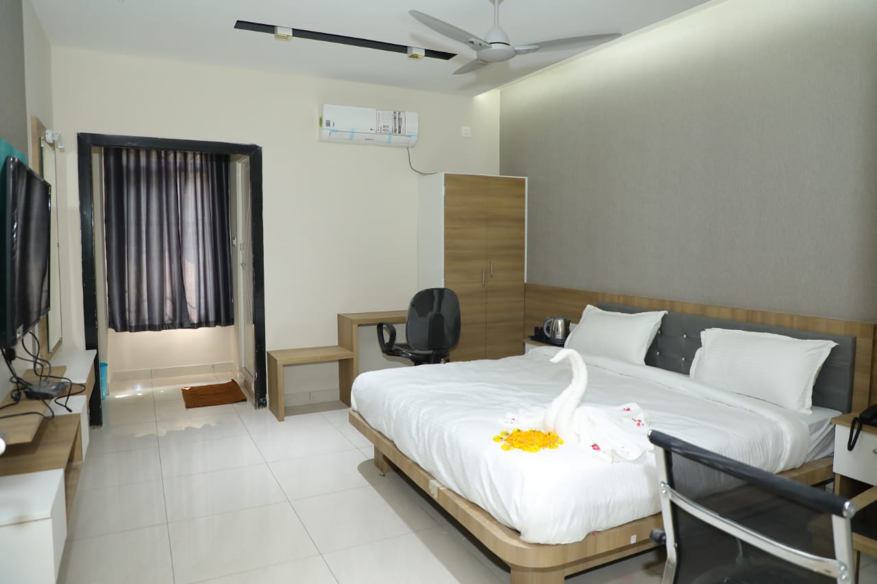 HOTEL SITARA ELITE