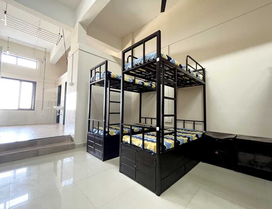 Nawab PG & Hostel Bhiwandi