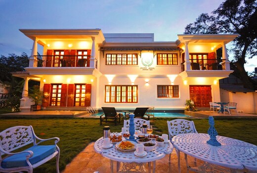 Serenity Villa by Masto Goa