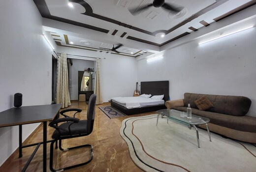 Satyam Homestay