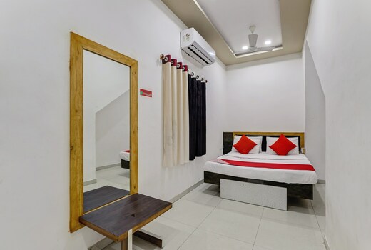 Hotel O Aagman
