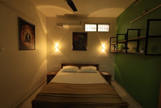 Sripathi Home Stay