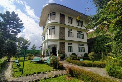 Rhenock House | Rooms in a Luxury Villa
