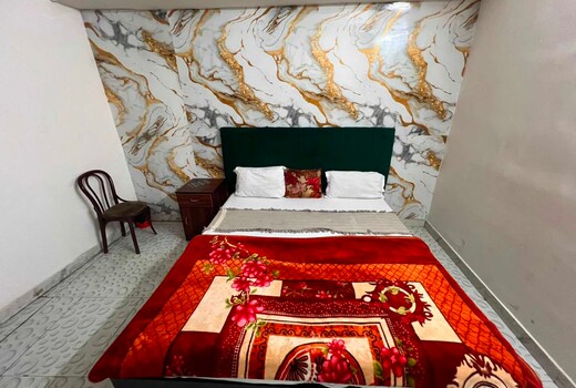 Spot on Lotus Hotel