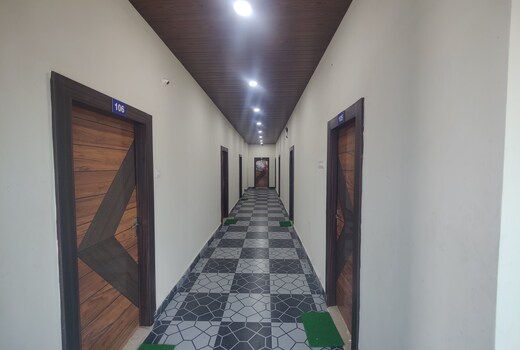 HOTEL O SHRI KRISHNA GRAND