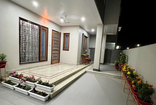 Spacious Cozy 2BHK Home